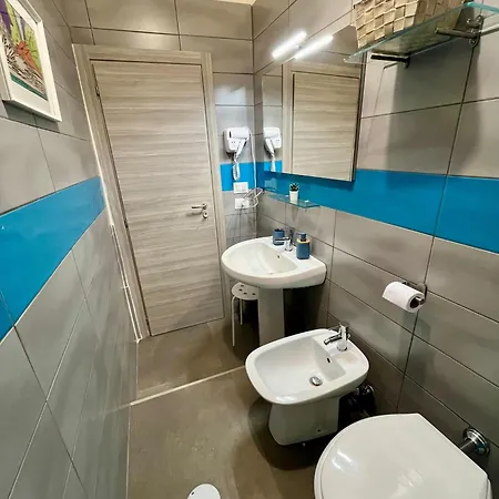 Pop Santa Chiara Bed & Breakfast 3*