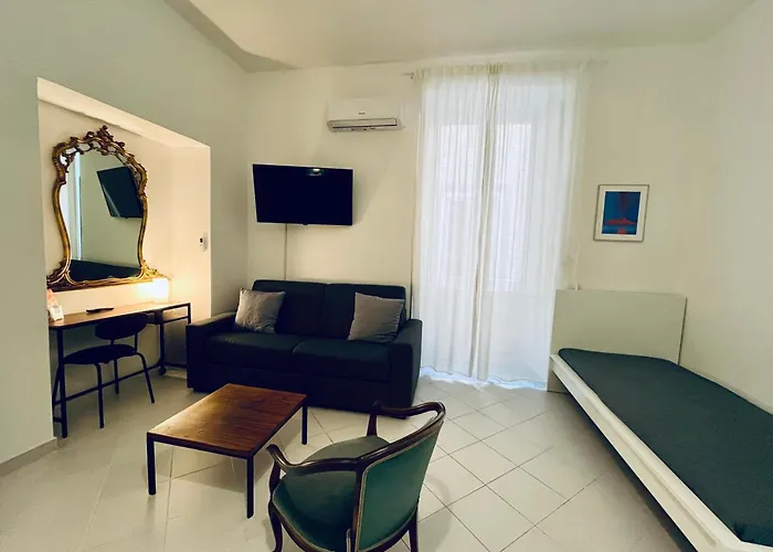 Bed & Breakfast Pop Santa Chiara Neapel