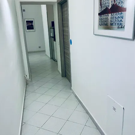 Bed and Breakfast Pop Santa Chiara Νάπολη