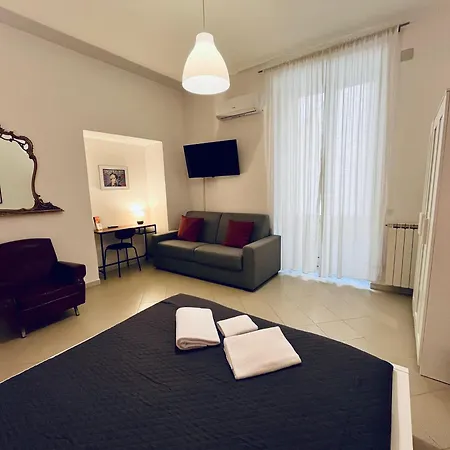 Pop Santa Chiara Νάπολη